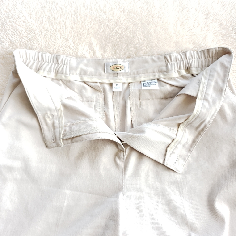 Talbots Shorts - Picture 2 of 9